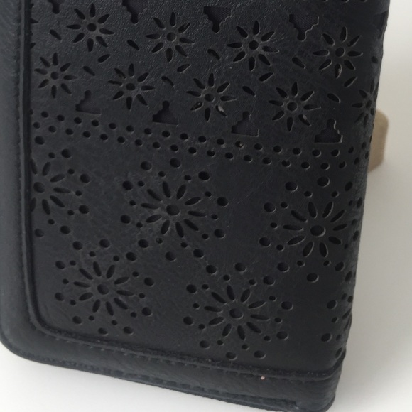 NWT Dressbarn black wallet. - Picture 8 of 8